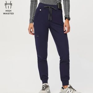 FIGS women's Navy Zamora™ High Waisted - Petite Jogger Scrub Pants